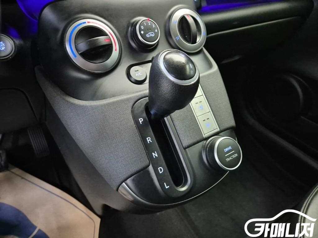 Hyundai Casper 1.0 Gasoline thumbnail 8