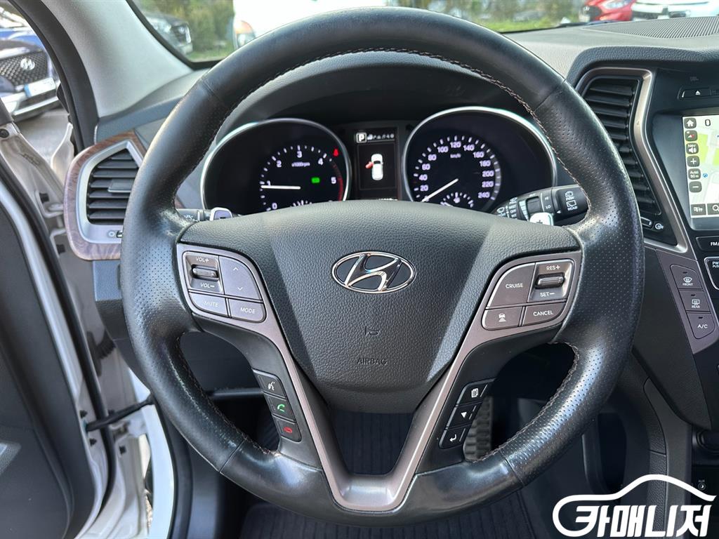 Hyundai Santa Fe Santa Fe The Prime Diesel 2.0 2WD thumbnail 11