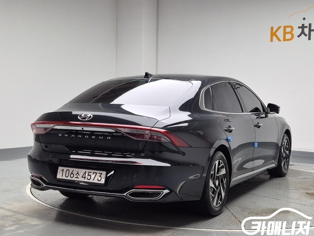 Hyundai Grandeur The New Grandeur IG Hybrid Exclusive thumbnail 4