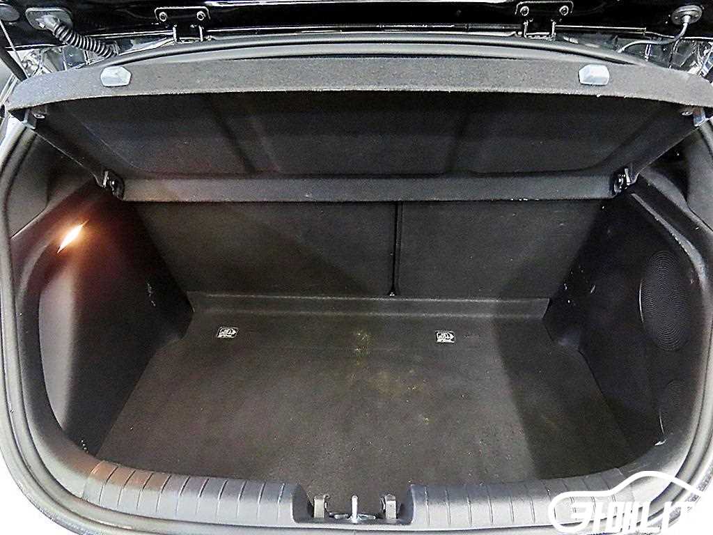 Hyundai Veloster 1.6 Turbo Sport thumbnail 18