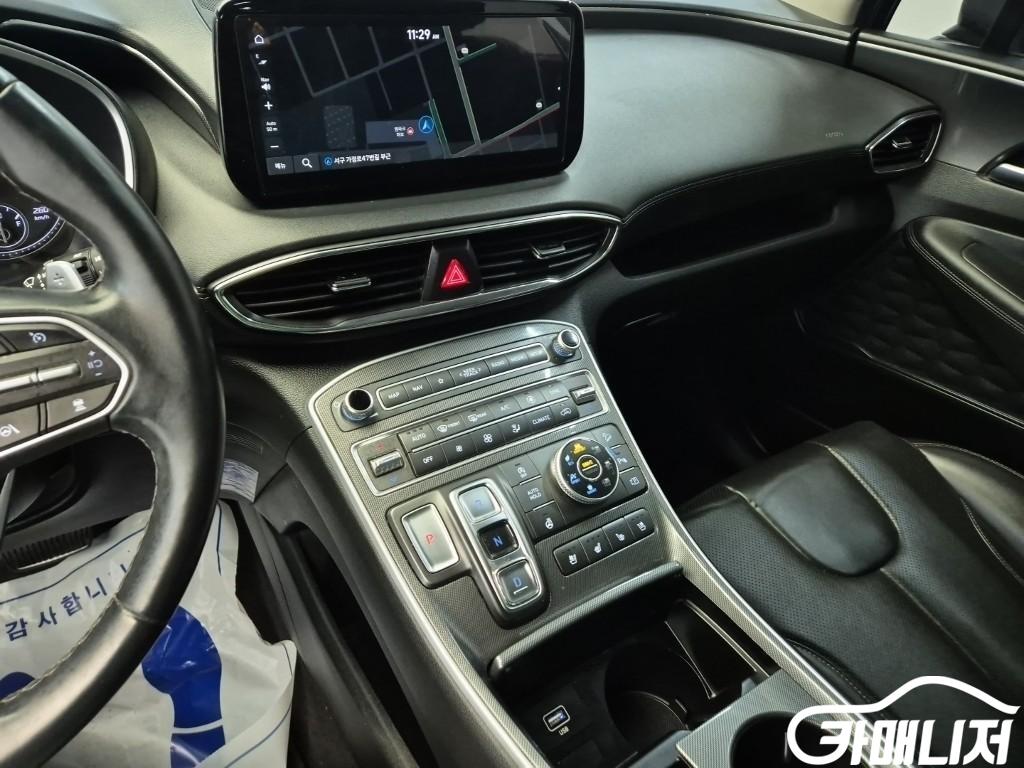 Hyundai Santa Fe The New Santa Fe Diesel 2.2 4WD Premium Choice thumbnail 10