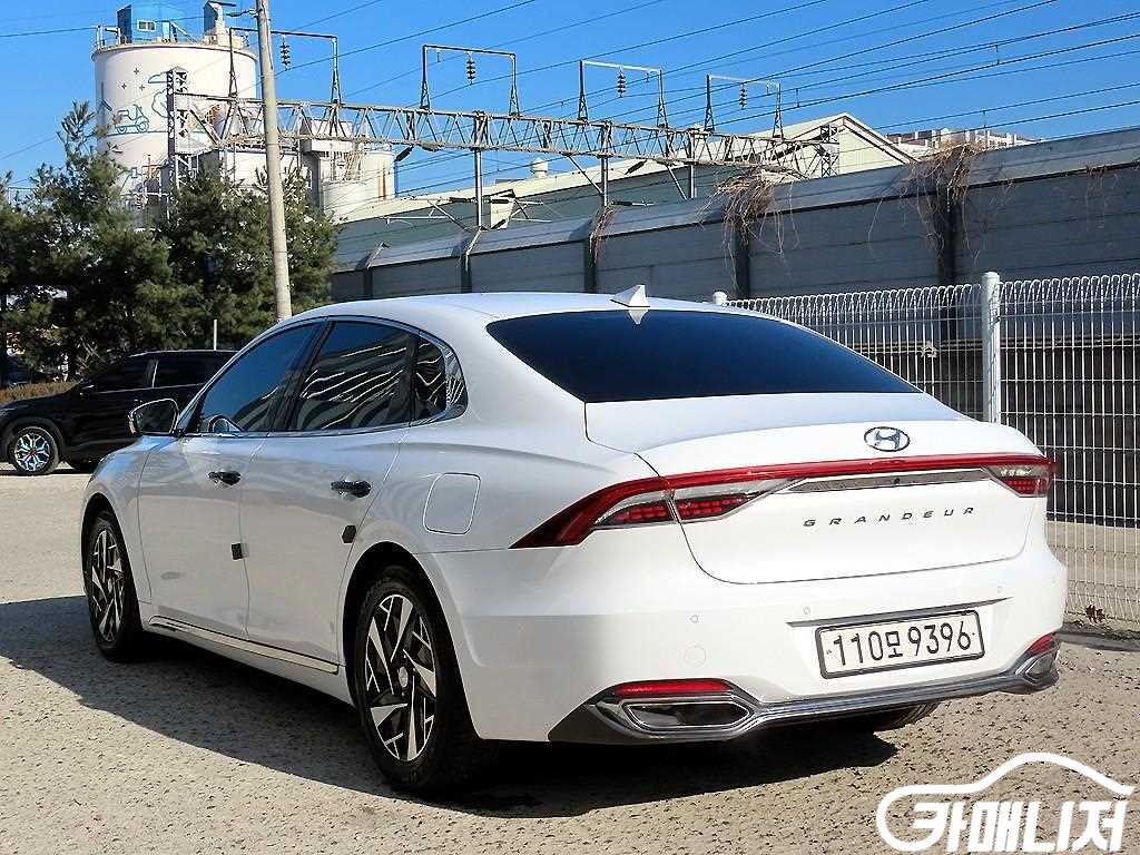 Hyundai Grandeur The New Grandeur IG Hybrid Exclusive thumbnail 3