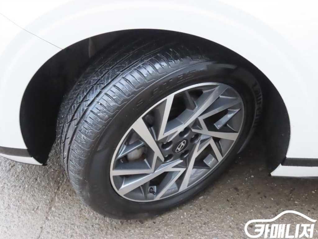 Hyundai Grandeur Grandeur Hybrid Premium thumbnail 19