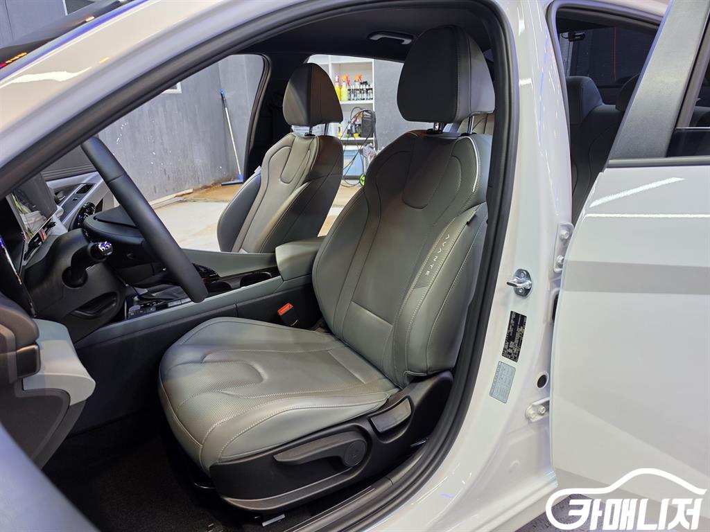 Hyundai Avante The New Avante 1.6 Gasoline thumbnail 17