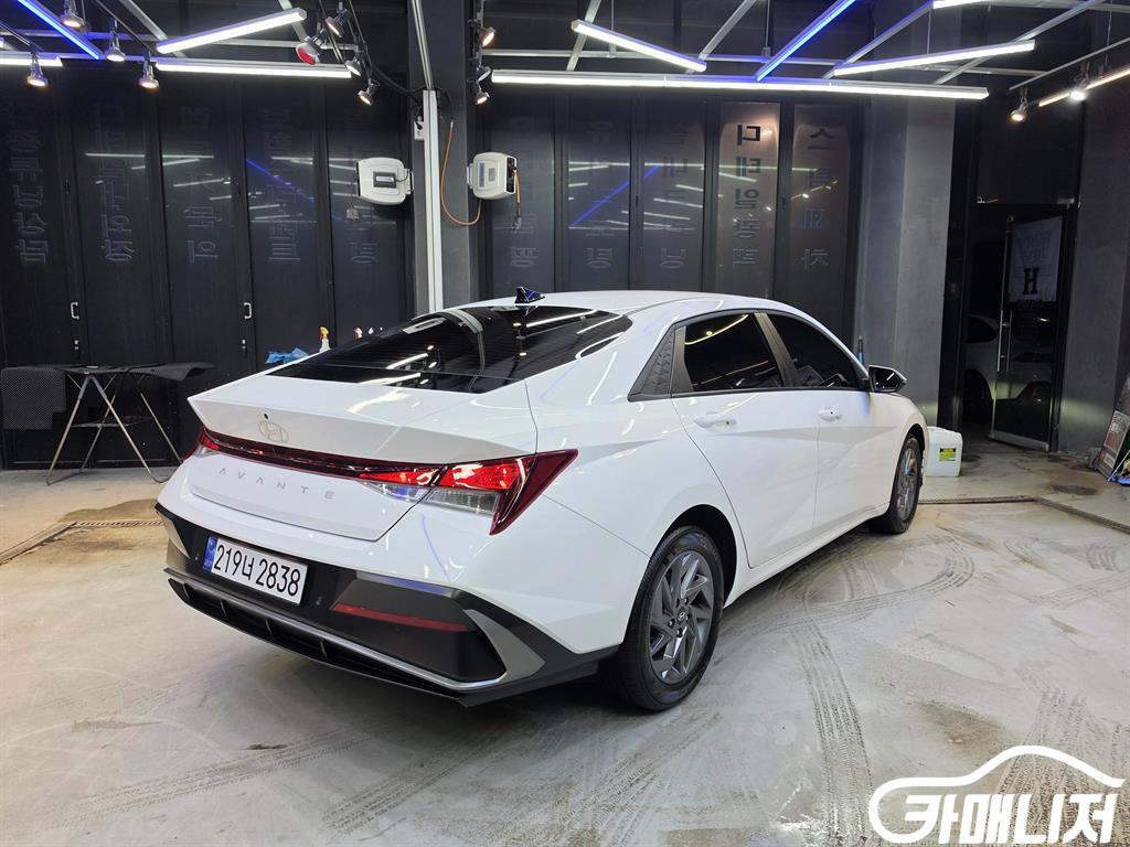 Hyundai Avante The New Avante 1.6 Gasoline thumbnail 4