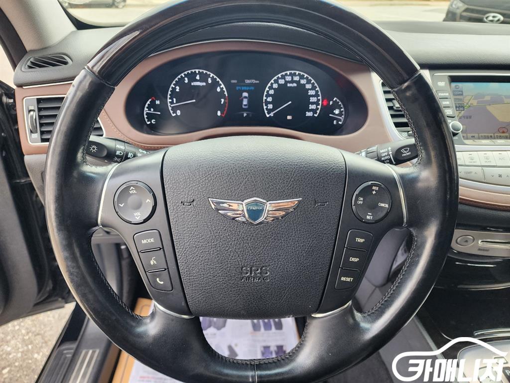 Hyundai Genesis BH330 LUXYRY thumbnail 15