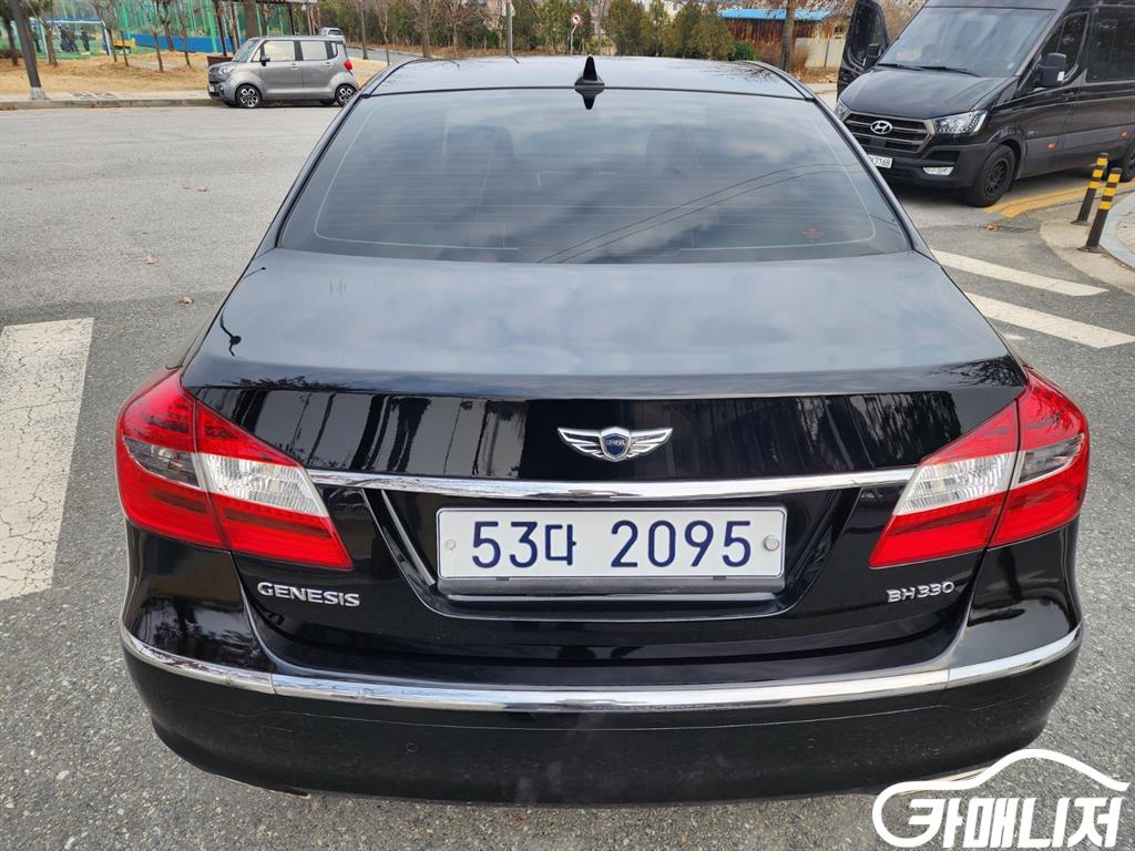 Hyundai Genesis BH330 LUXYRY thumbnail 5