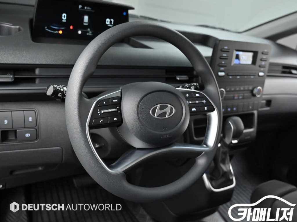 Hyundai Staria 2WD Diesel Cargo Smart thumbnail 13