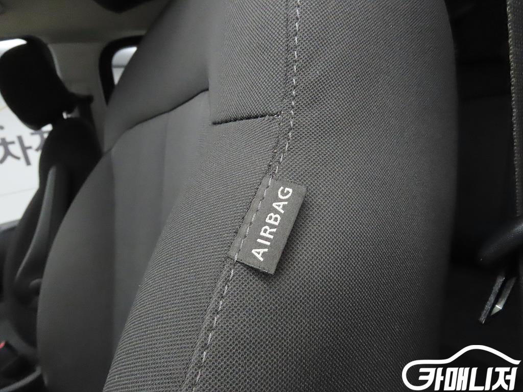 Hyundai Staria 2WD Diesel Cargo Smart thumbnail 15