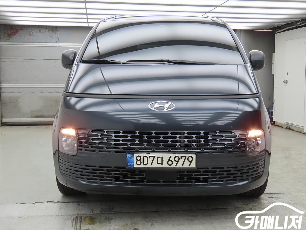 Hyundai Staria 2WD Diesel Cargo Smart thumbnail 2