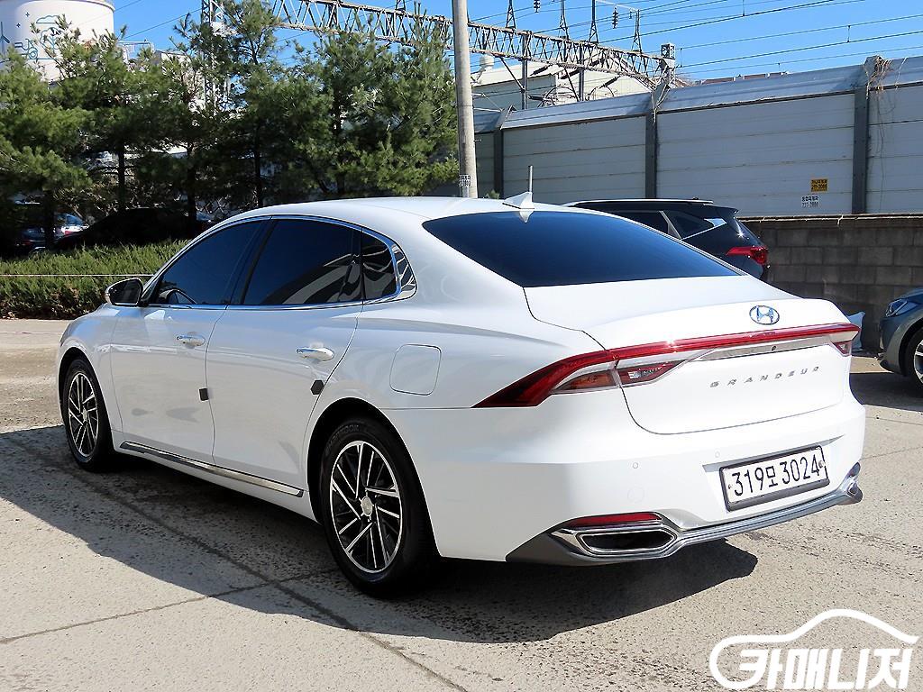 Hyundai Grandeur The New Grandeur IG 2.5 Premium Choice thumbnail 3