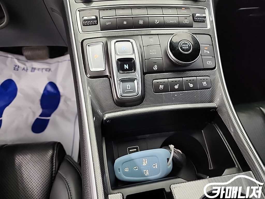 Hyundai Santa Fe The New Santa Fe Gasoline 2.5T 2WD Premium thumbnail 8