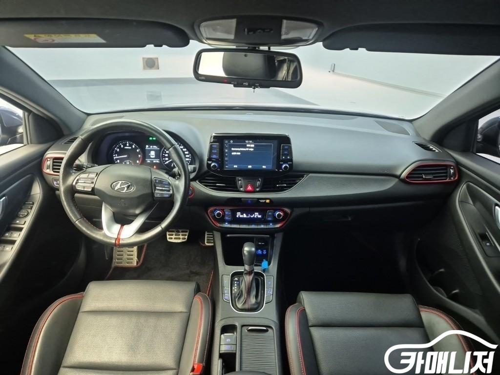 Hyundai i30 1.6 Turbo thumbnail 7