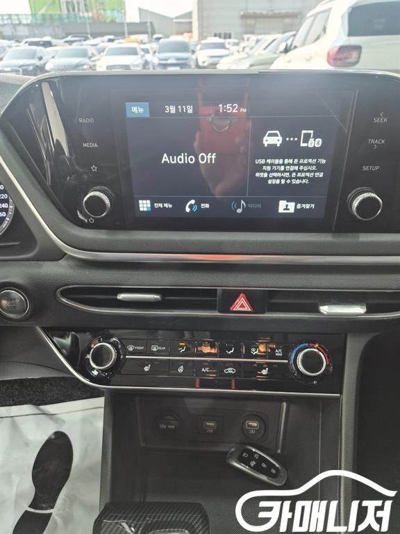 Hyundai Sonata 2.0 Premium thumbnail 14