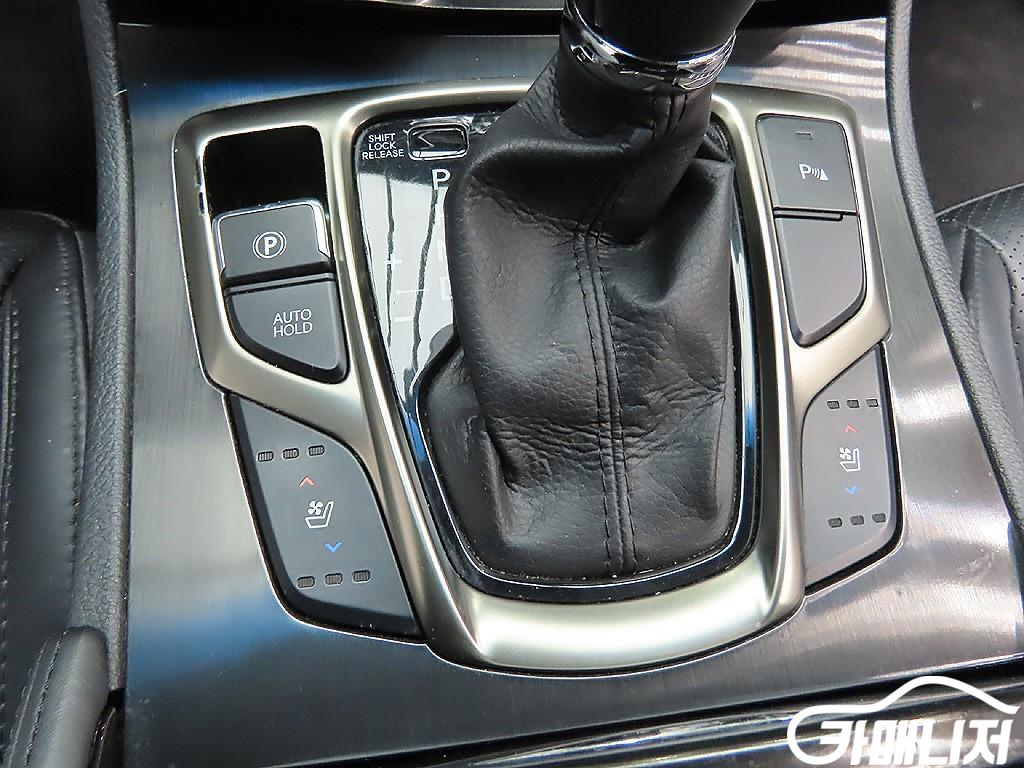 Hyundai Grandeur Grandeur HG Hybrid PREMIUM thumbnail 15