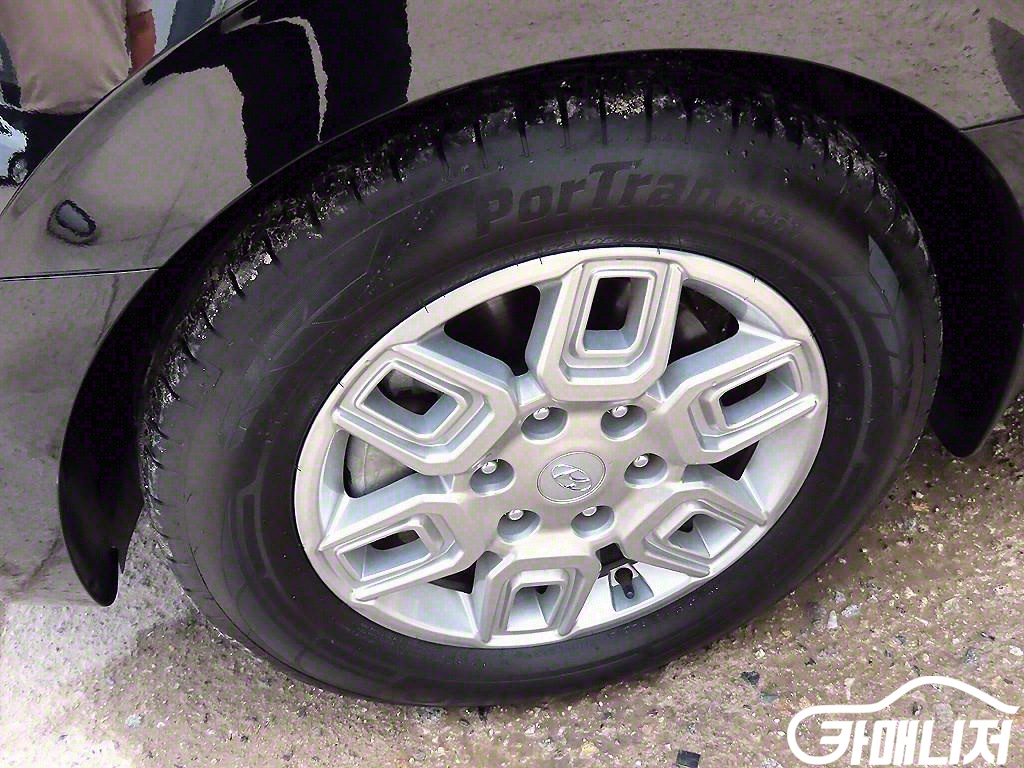 Hyundai Staria Camper thumbnail 20