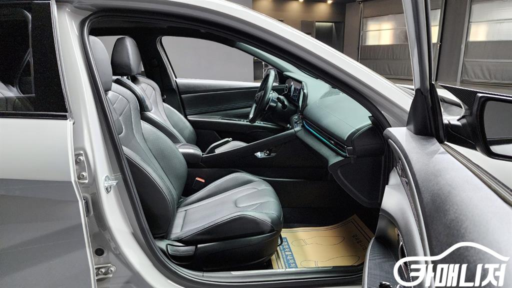 Hyundai Avante 2.0 N thumbnail 10