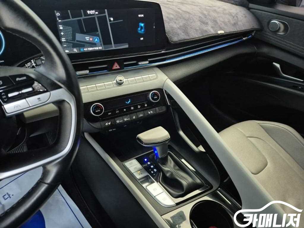 Hyundai Avante 1.6 Inspiration thumbnail 10