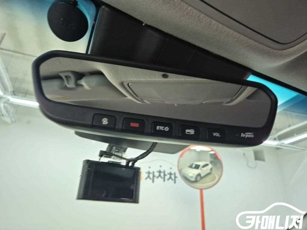 Hyundai Kona Kona Electric Premium thumbnail 16