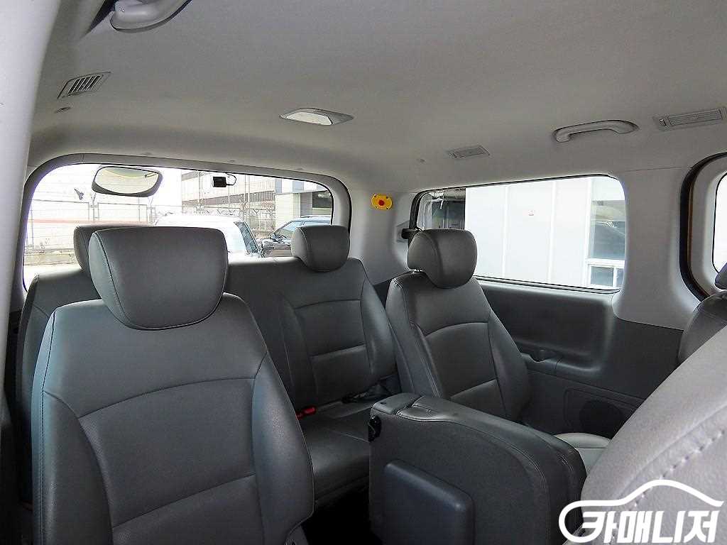 Hyundai Starex The New Grand Starex Child Safety Vehicle LPi thumbnail 7
