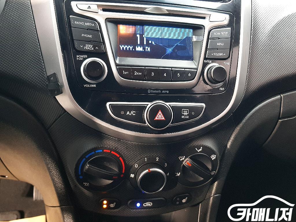 Hyundai Accent AccentFacelift 1.4VVT Modern thumbnail 13