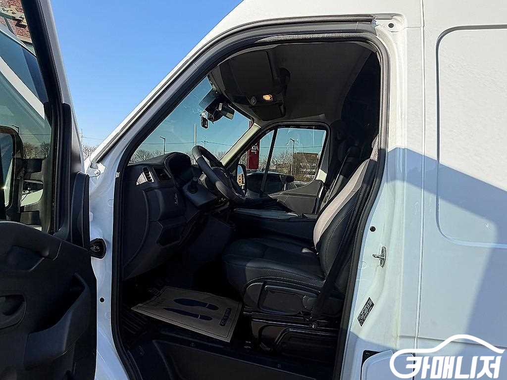 Renault Korea Master Master Van 2.3 L thumbnail 8
