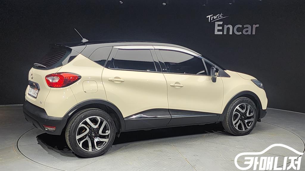 Renault Korea QM3 Diesel 1.5 RE thumbnail 3