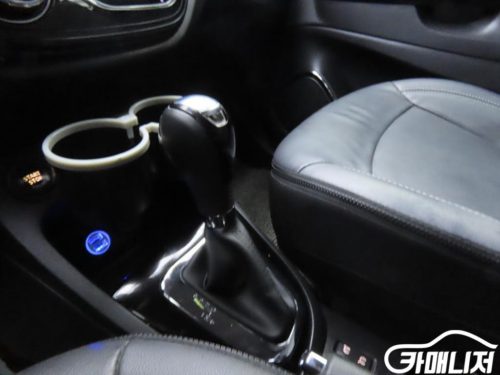 Renault Korea QM3 Diesel 1.5 RE Signature thumbnail 12