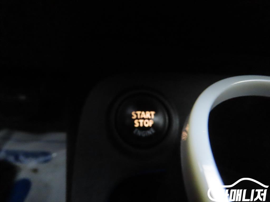 Renault Korea QM3 Diesel 1.5 RE Signature thumbnail 17