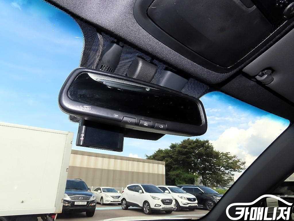 KG Mobility Korando ByutipulKorando 2WD Gasoline 1.5 C7 thumbnail 12