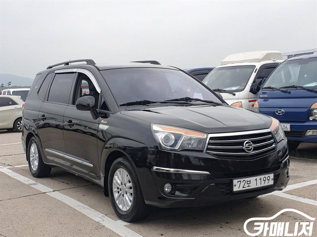 KG Mobility Korando KorandoTuriseumo 4WD GT thumbnail 3