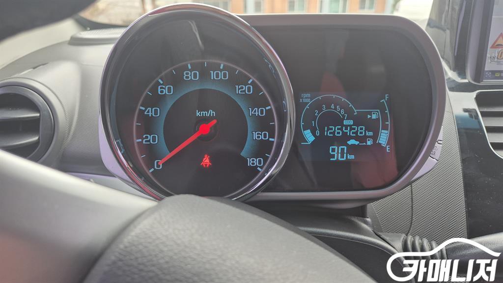 Chevrolet Spark LT thumbnail 4