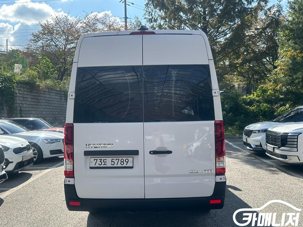 Hyundai Solati Luxury thumbnail 5