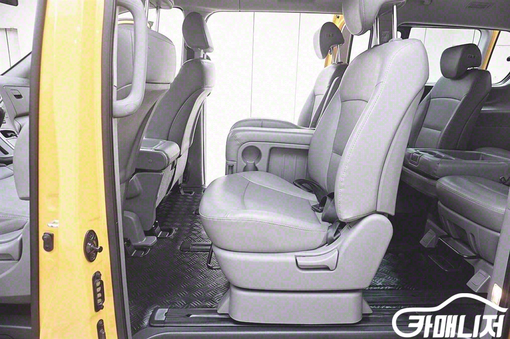 Hyundai Starex The New Grand Starex Child Safety Vehicle LPi thumbnail 8