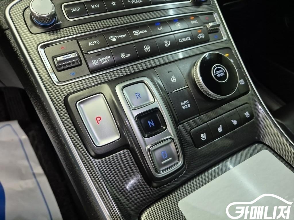 Hyundai Santa Fe The New Santa Fe Hybrid 1.6 2WD Prestige thumbnail 8