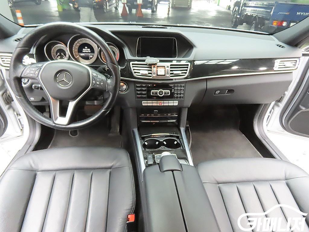 Mercedes-Benz E-Class E-Class W212 E300 Avantgarde thumbnail 9