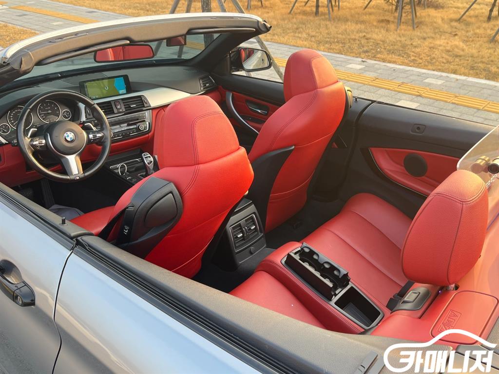 BMW 4 Series 428i Convertible M Sport thumbnail 15