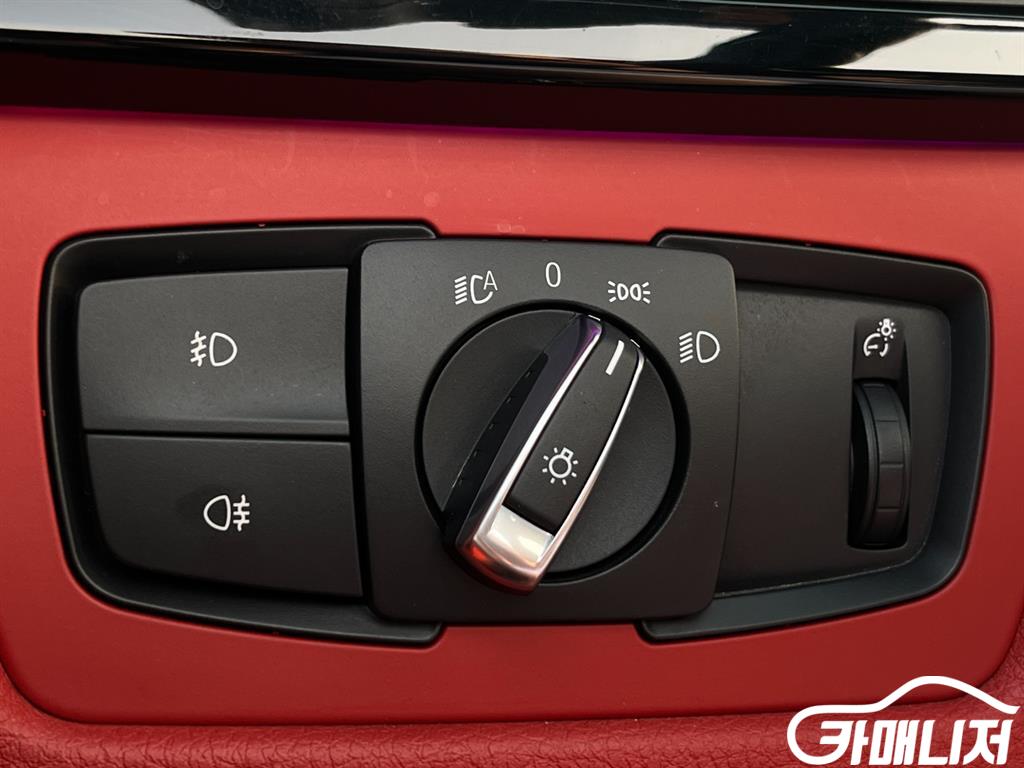 BMW 4 Series 428i Convertible M Sport thumbnail 7