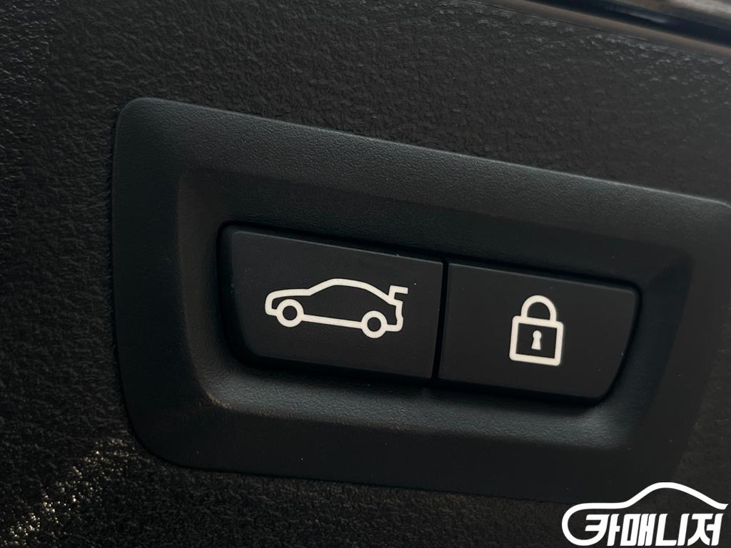 BMW X6 X6 M thumbnail 7