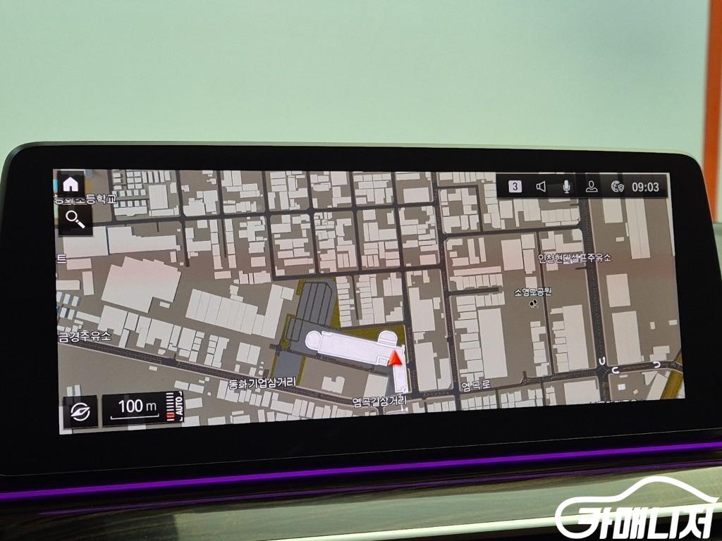 BMW 5 Series 520i thumbnail 14