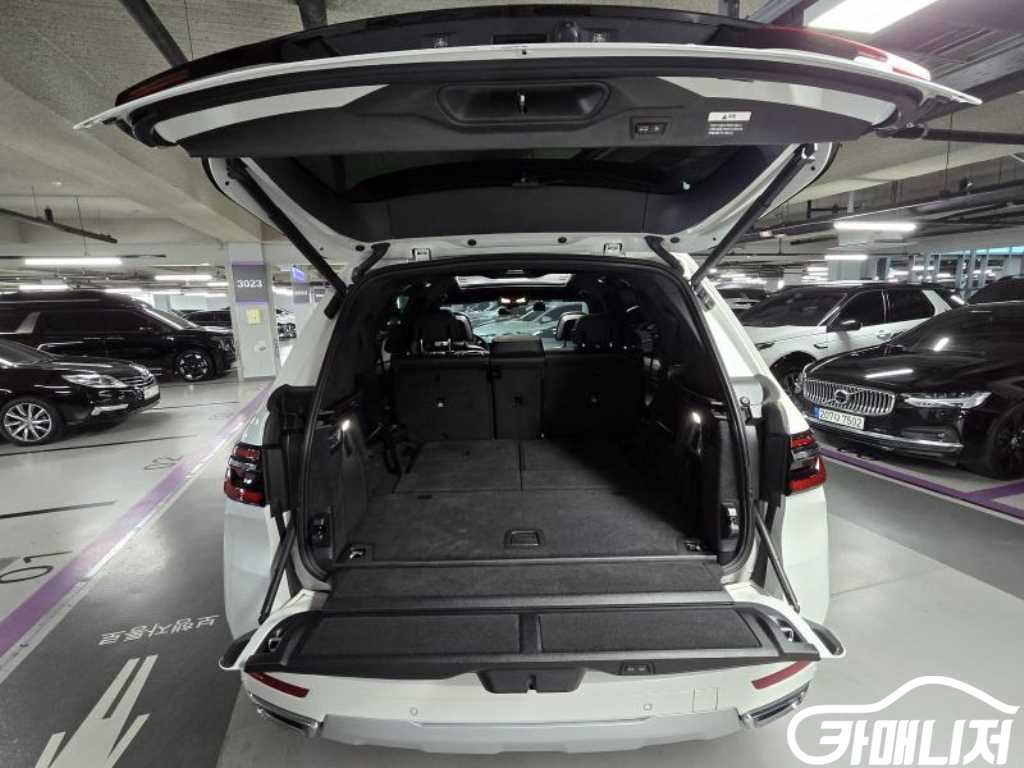 BMW X7 xDrive 40i Design Pure Ekselreonseu 7-Seater thumbnail 19
