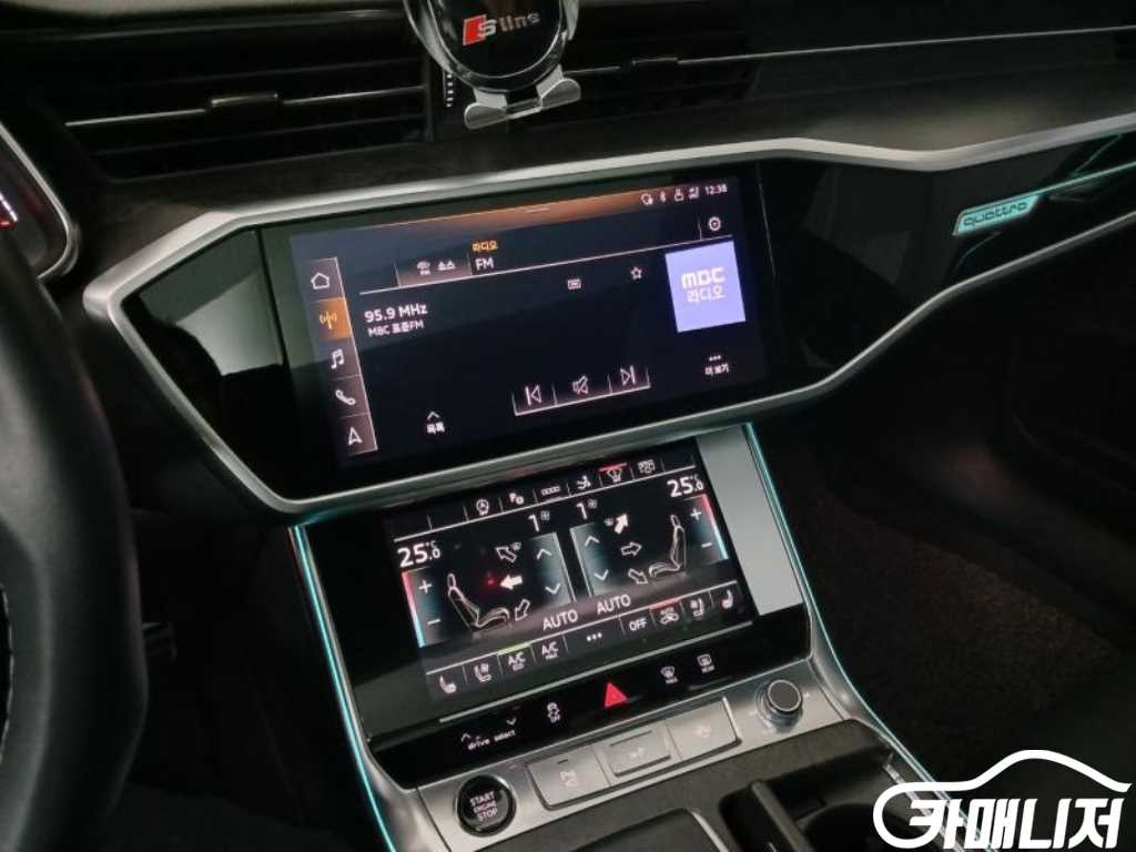 Audi A7 55 TFSI Quattro Premium thumbnail 14