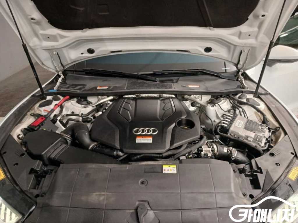 Audi A7 55 TFSI Quattro Premium thumbnail 19