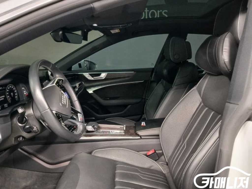 Audi A7 55 TFSI Quattro Premium thumbnail 7