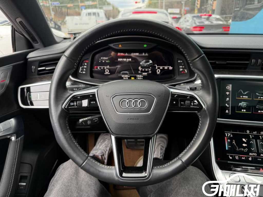 Audi A7 55 TFSI Quattro Premium thumbnail 6