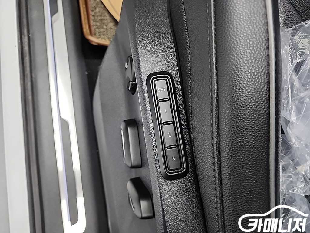 Volkswagen Tiguan 2.0 TDI thumbnail 18