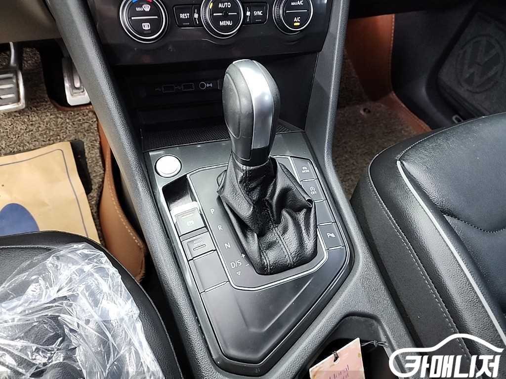 Volkswagen Tiguan 2.0 TDI thumbnail 8