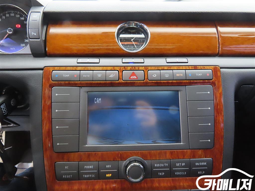 Volkswagen Phaeton V6 3.0 TDI thumbnail 14