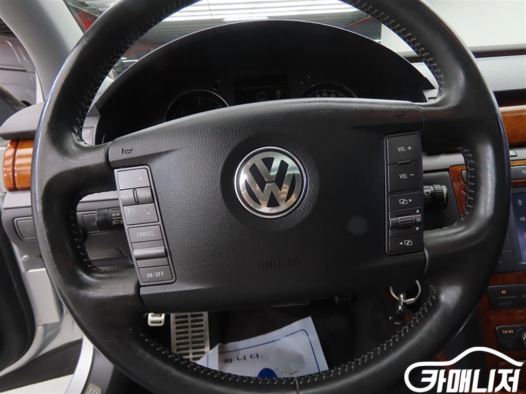 Volkswagen Phaeton V6 3.0 TDI thumbnail 8