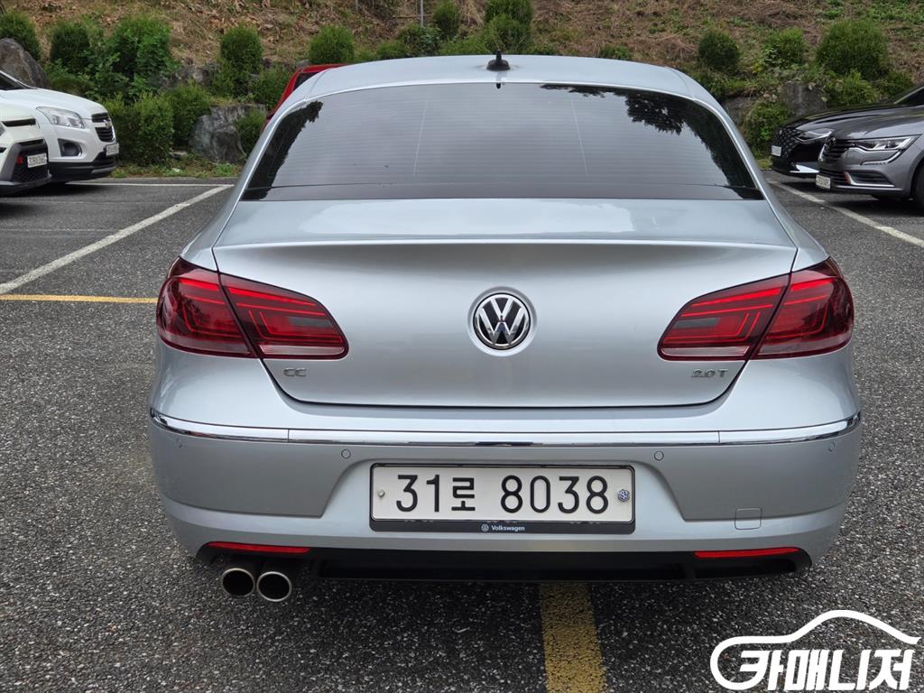 Volkswagen CC New CC 2.0 TSI thumbnail 4